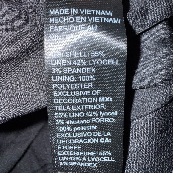 White House Black Market Black Textured Vest - Picture 6 of 7